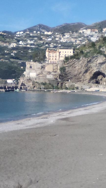 Casa Vacanze Nonno Aldo Minori Bagian luar foto
